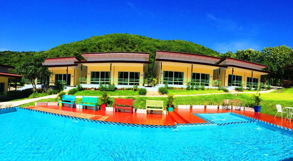 Theerama Cottage Suan Phueng Bagian luar foto