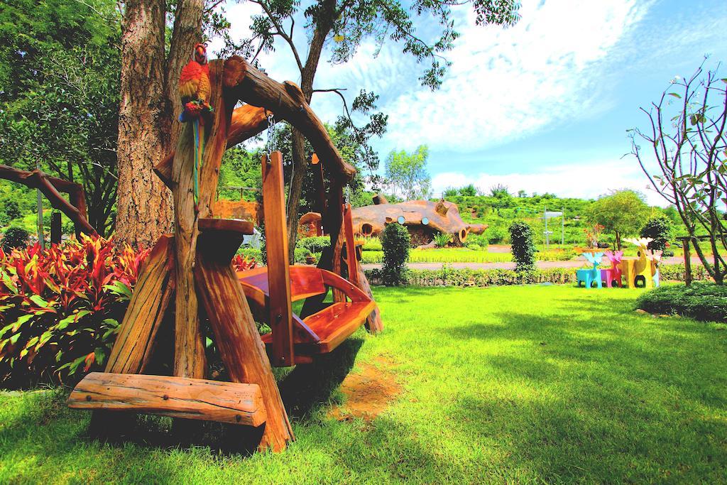 Theerama Cottage Suan Phueng Bagian luar foto